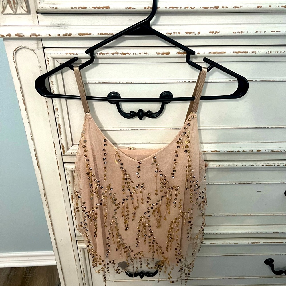 Tan/gold sparkle top